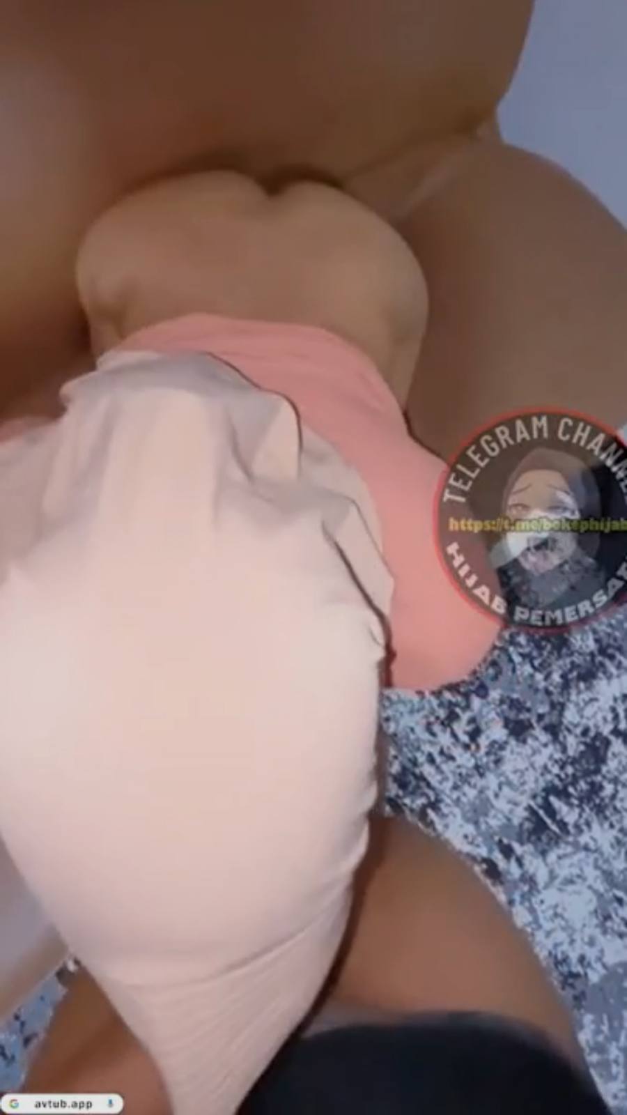 Sampe Bunyi Gitu Memek Bunda Hijab Siap di Crotin