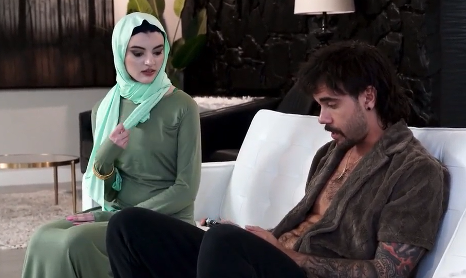 Hijab Hookup Porn Videos